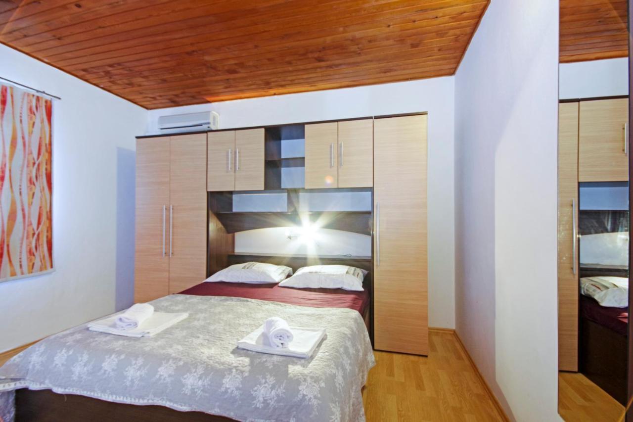 Apartmani Andrija Živogošće Dış mekan fotoğraf